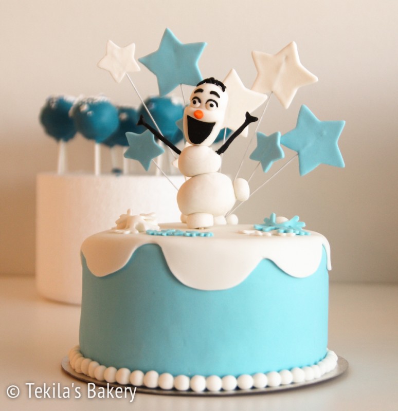 Frozen Olaf kakku