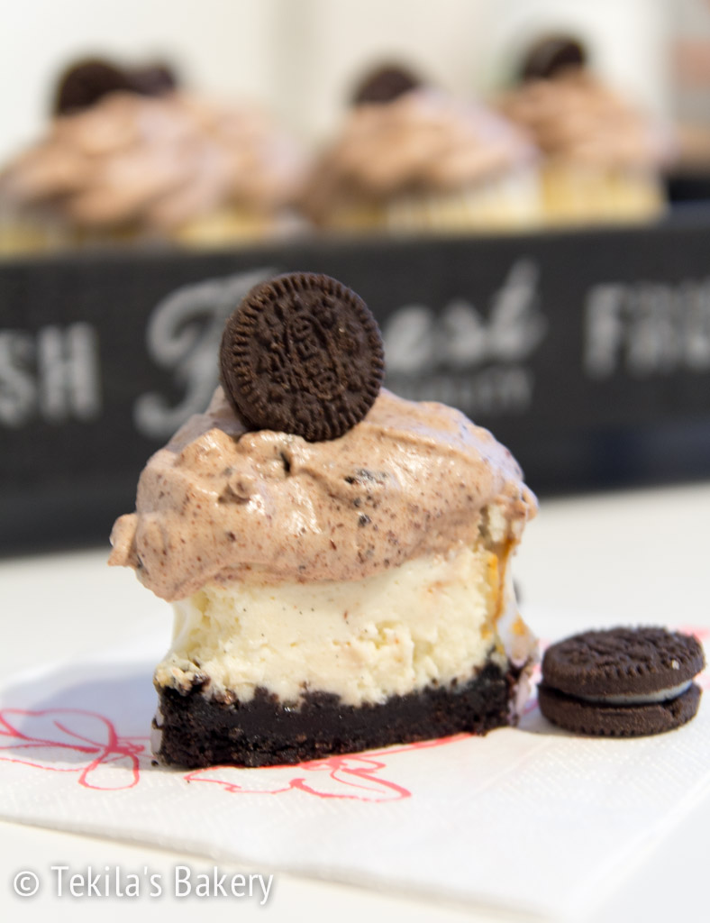 Oreo cheesecake cupcakes